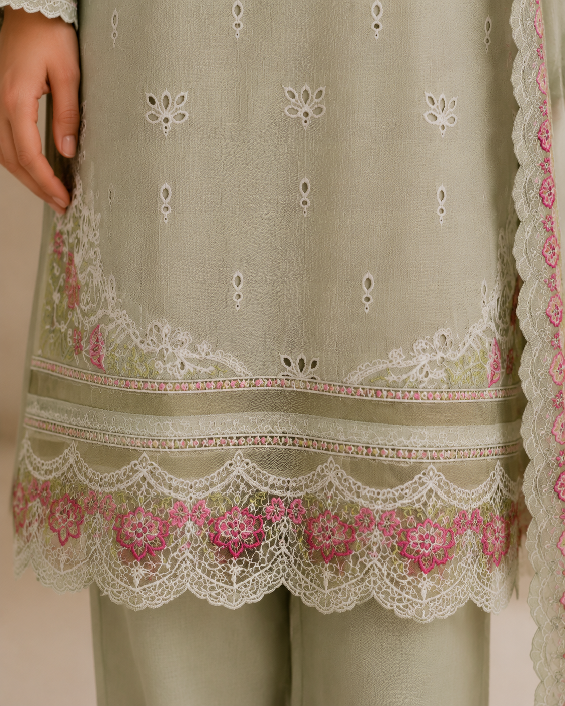 Pista Chicken Karee Dress